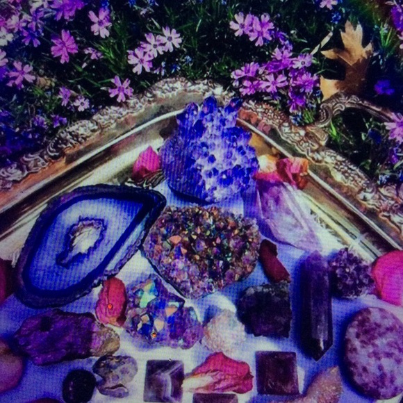 Meet your friendly Poshaholic, Jennah 😊🌺🌈🦋💖🌞 - Picture 4 of 16